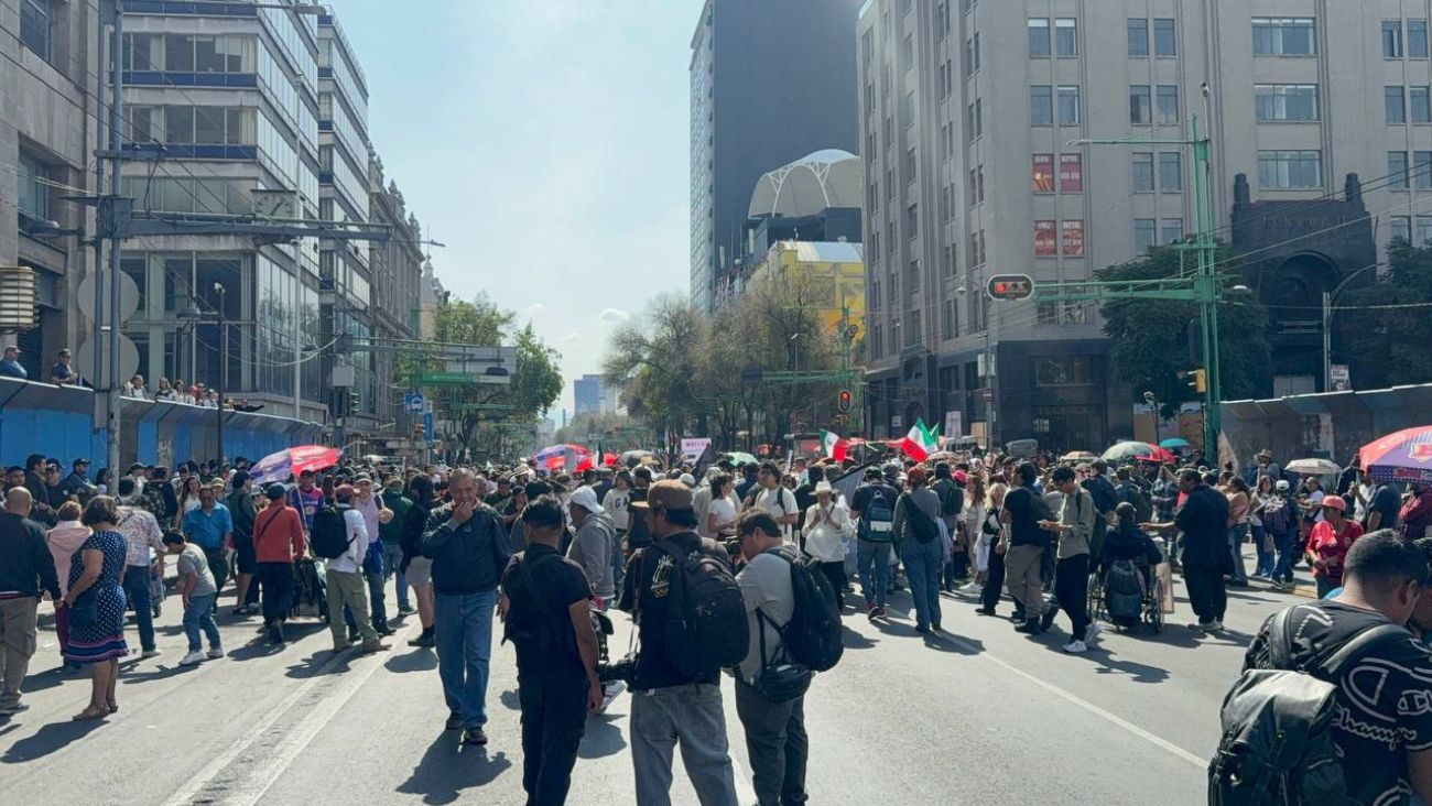 Lunes de calles cerradas y bloqueos en la CDMX; alternativas viales por presencia de manifestantes