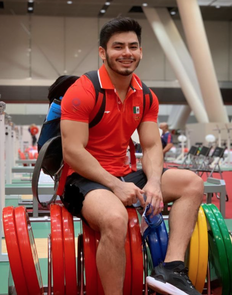 Jorge Adán en final de Halterofilia 73 kilogramos - Vimarsana News