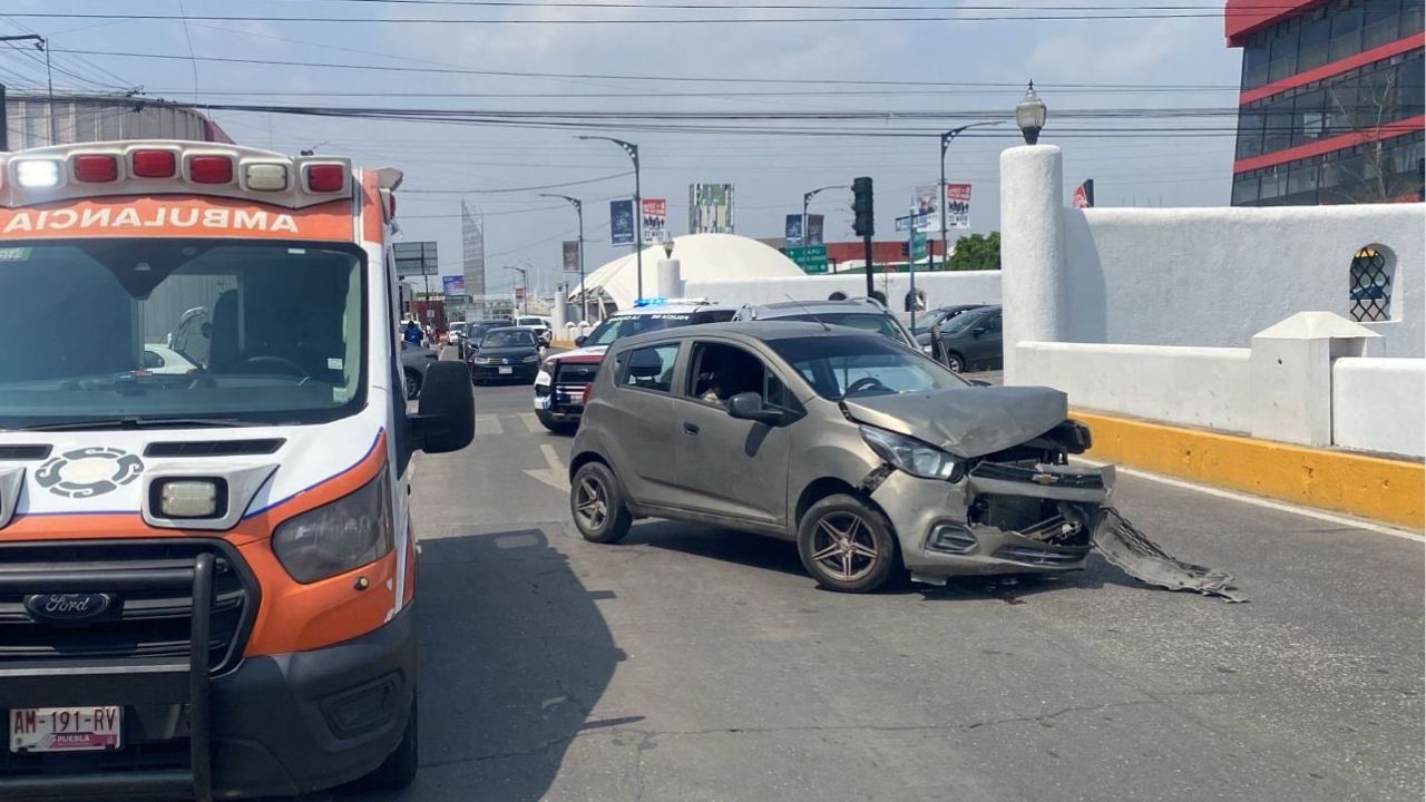 FOTOS: Así se vio el fuerte choque en la colonia La Paz HOY sábado
