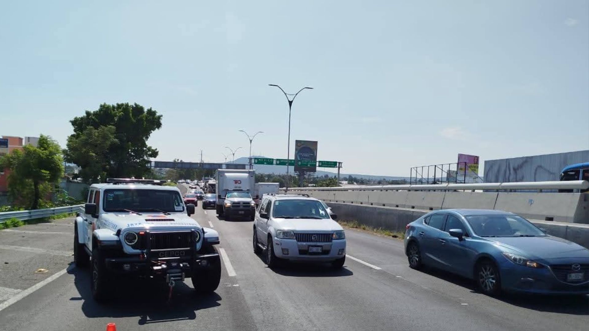 Tráfico en la autopista México‑Querétaro HOY 16 de agosto de 2025