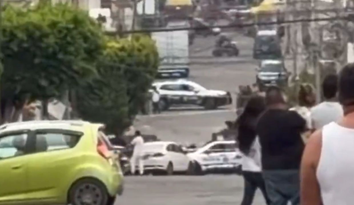 VIDEO: Balean a hombre en calles de la colonia 10 de Mayo HOY
