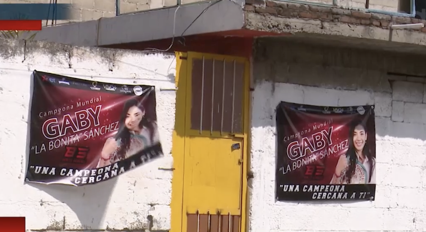 La promoción de imagen de al menos tres funcionarios estatales genera polémica en Puebla