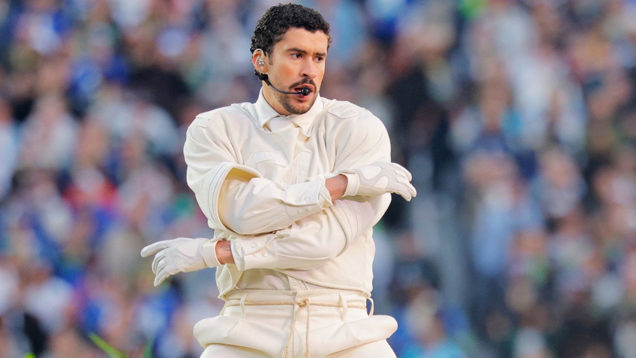 ¡Seguimos aquí! El poderoso mensaje de Bad Bunny que hizo vibrar a la comunidad latina en el Super Bowl LX