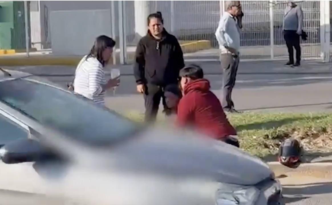 Joven conductor resulta lesionado tras choque en el Bulevar Municipio Libre en Puebla