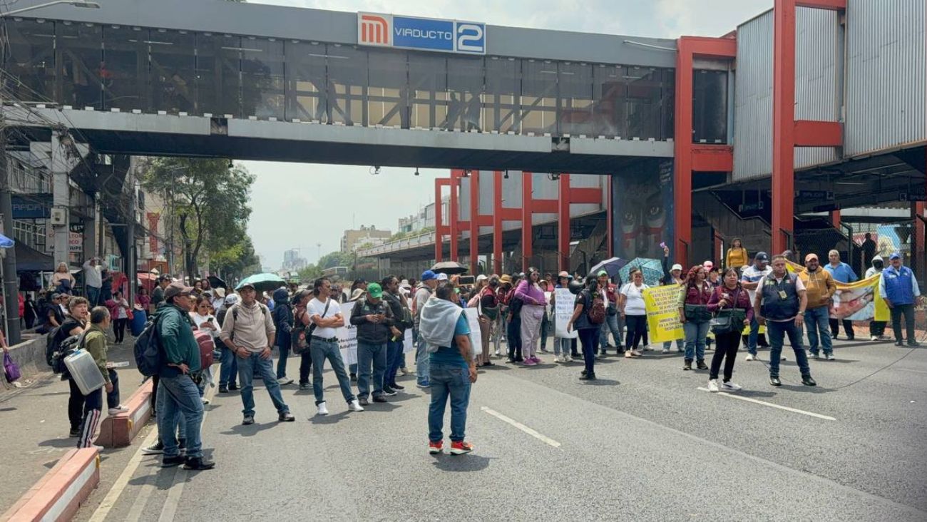 Calles cerradas por bloqueos de transportistas y comerciantes en CDMX hoy
