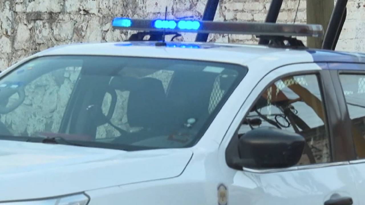 Asesinan a conductor de un auto de lujo en la colonia Andrade