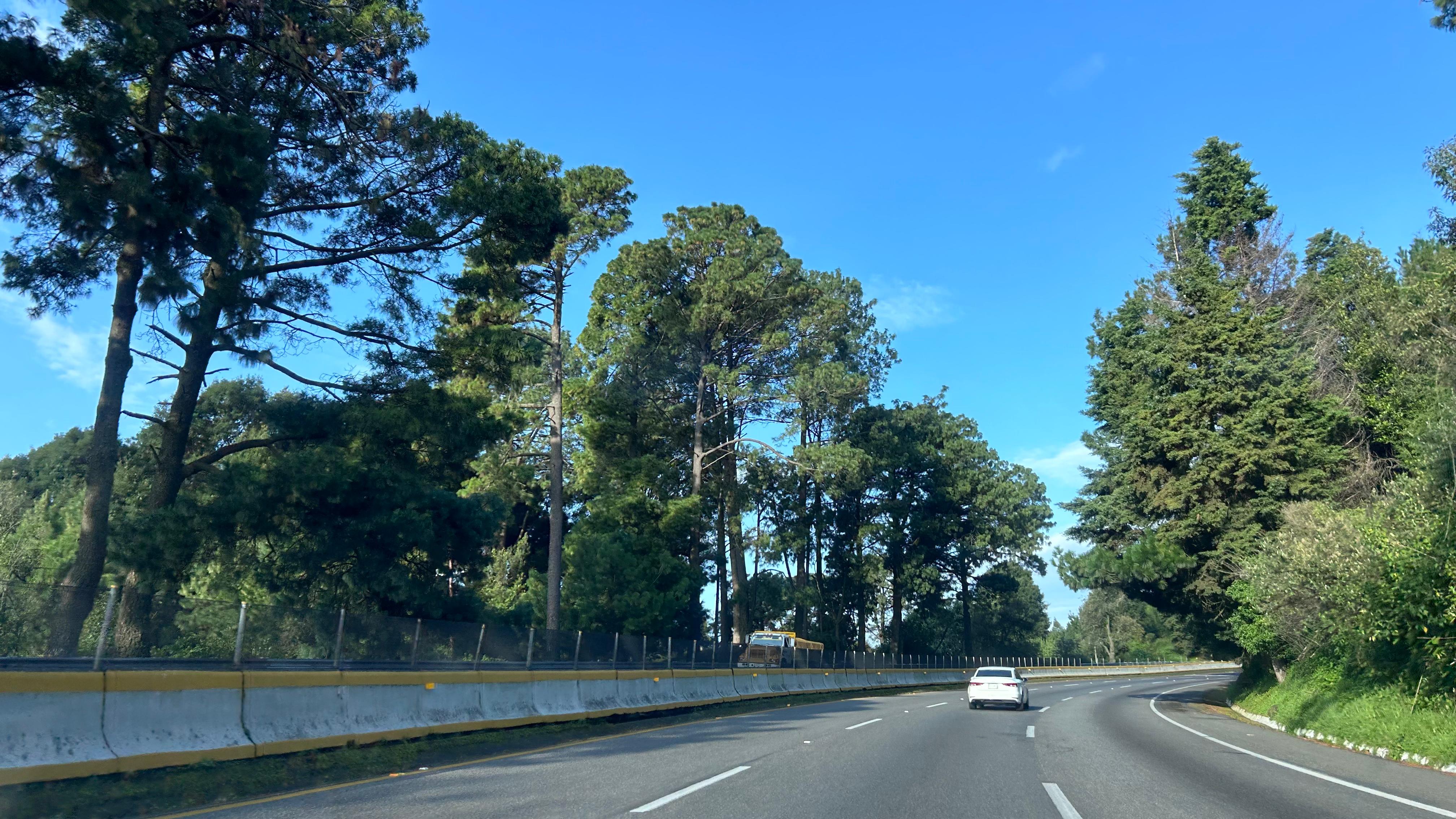 Autopista México-Cuernavaca: Tráfico y bloqueos HOY 07 de octubre 2024