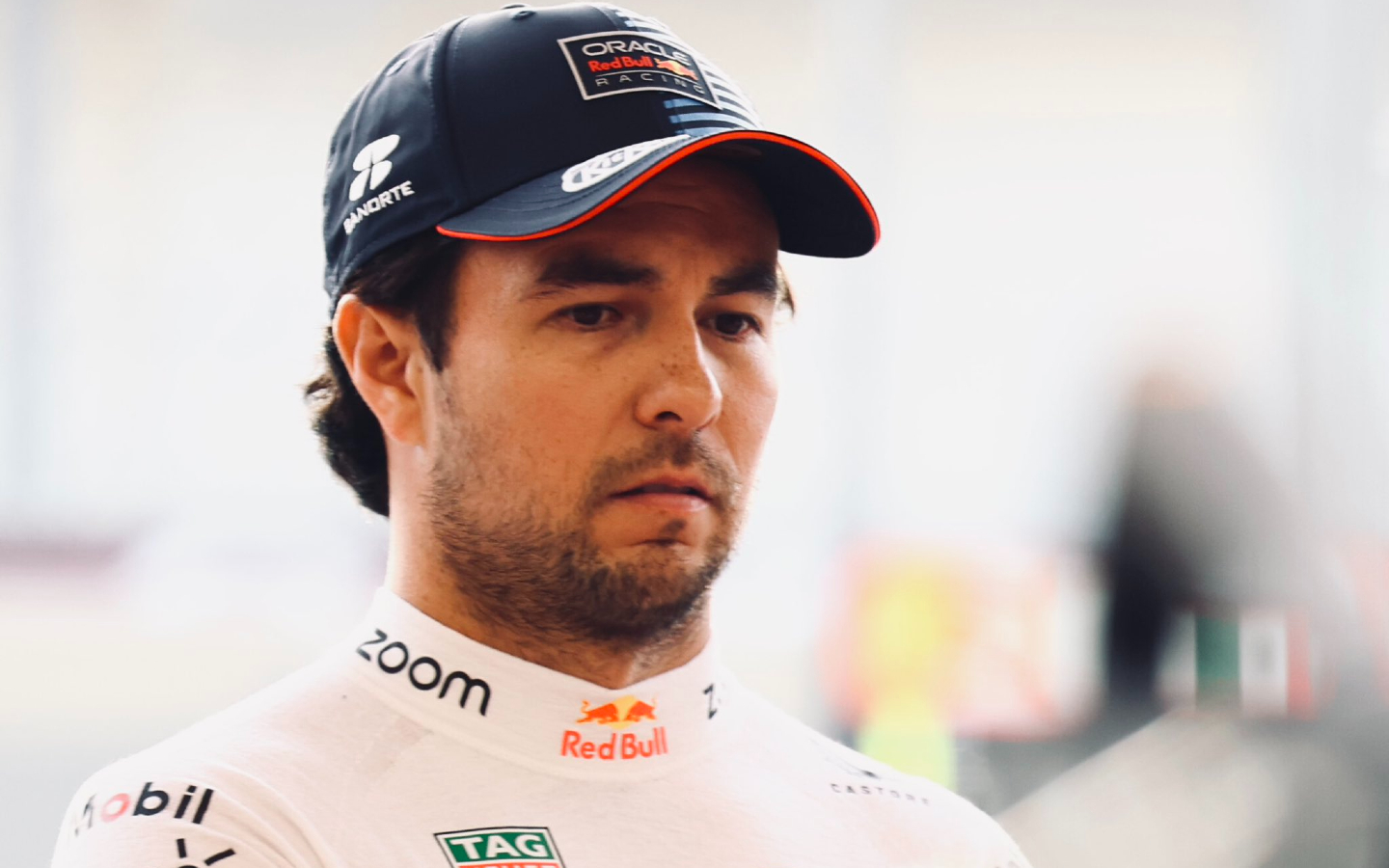 ¿Bye Checo Pérez? ¡Cadillac estaría a punto de cerrar con otro piloto!