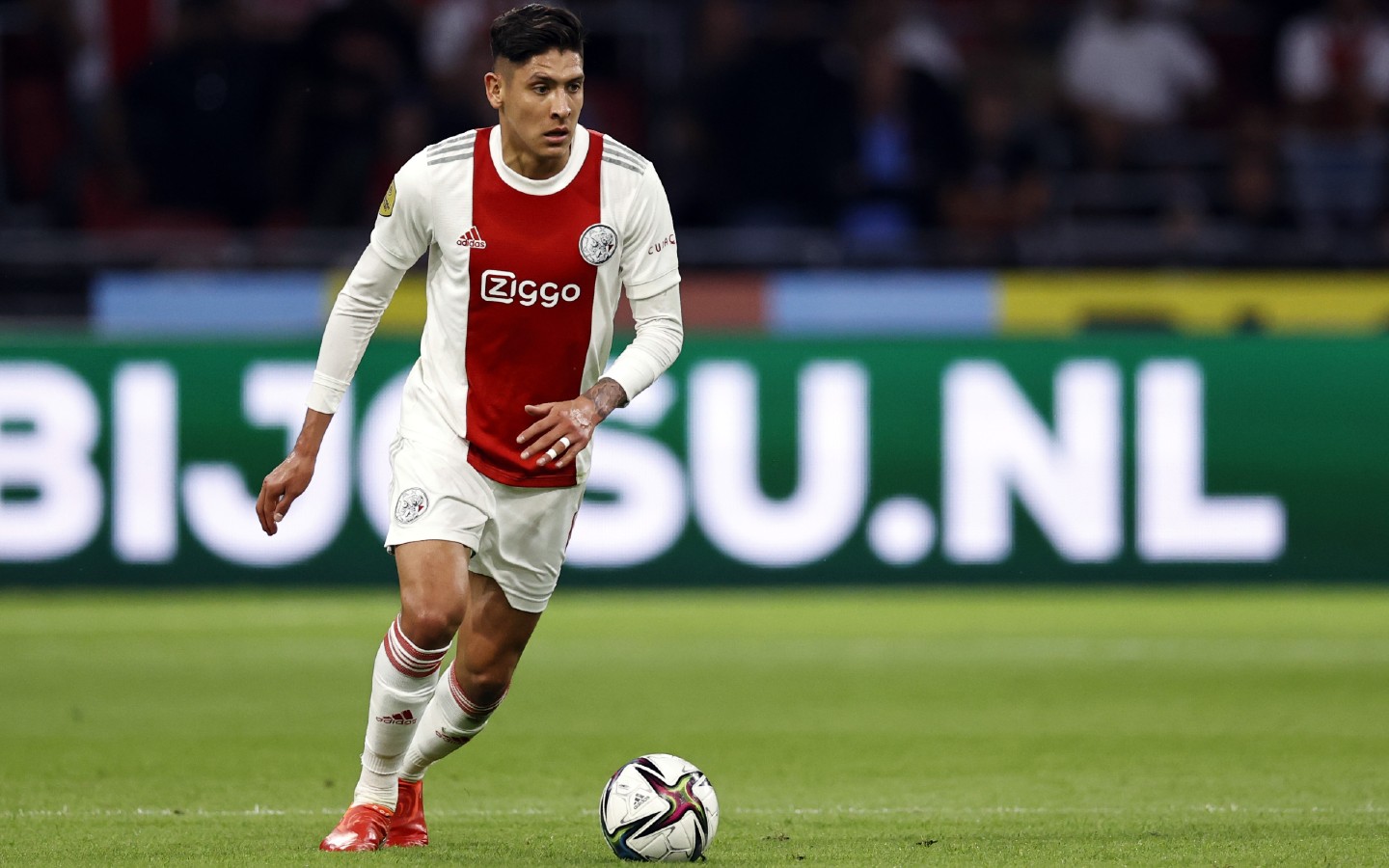Edson Álvarez confirma que seguirá su carrera en el Ajax - Vimarsana News