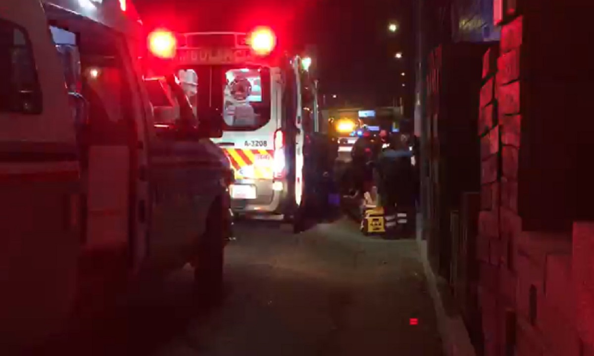 Muere hombre en situación de calle afuera de tienda sobre la federal a Tlaxcala