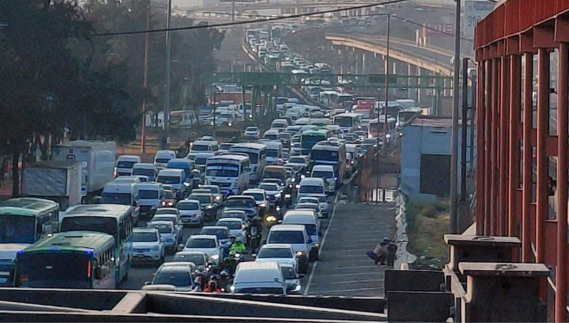 CAOS en la autopista México-Puebla hoy viernes; vías alternas y puntos afectados