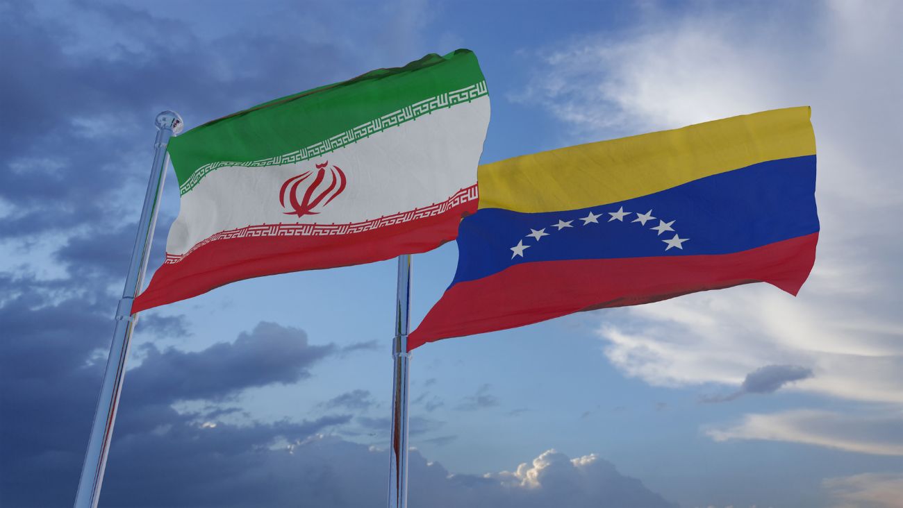 Irán ofrece apoyo a Venezuela ante "terrorismo" de Estados Unidos en el Caribe