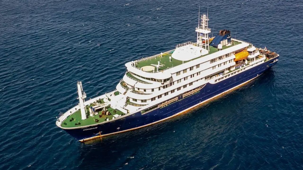 Revelan que pasajeros a bordo del crucero ABRAZARON a la viuda sin saber que su esposo murió de hantavirus
