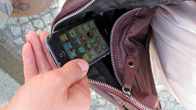 Carteristas agreden a pasajeros en Amalucan tras ser sorprendidos robando