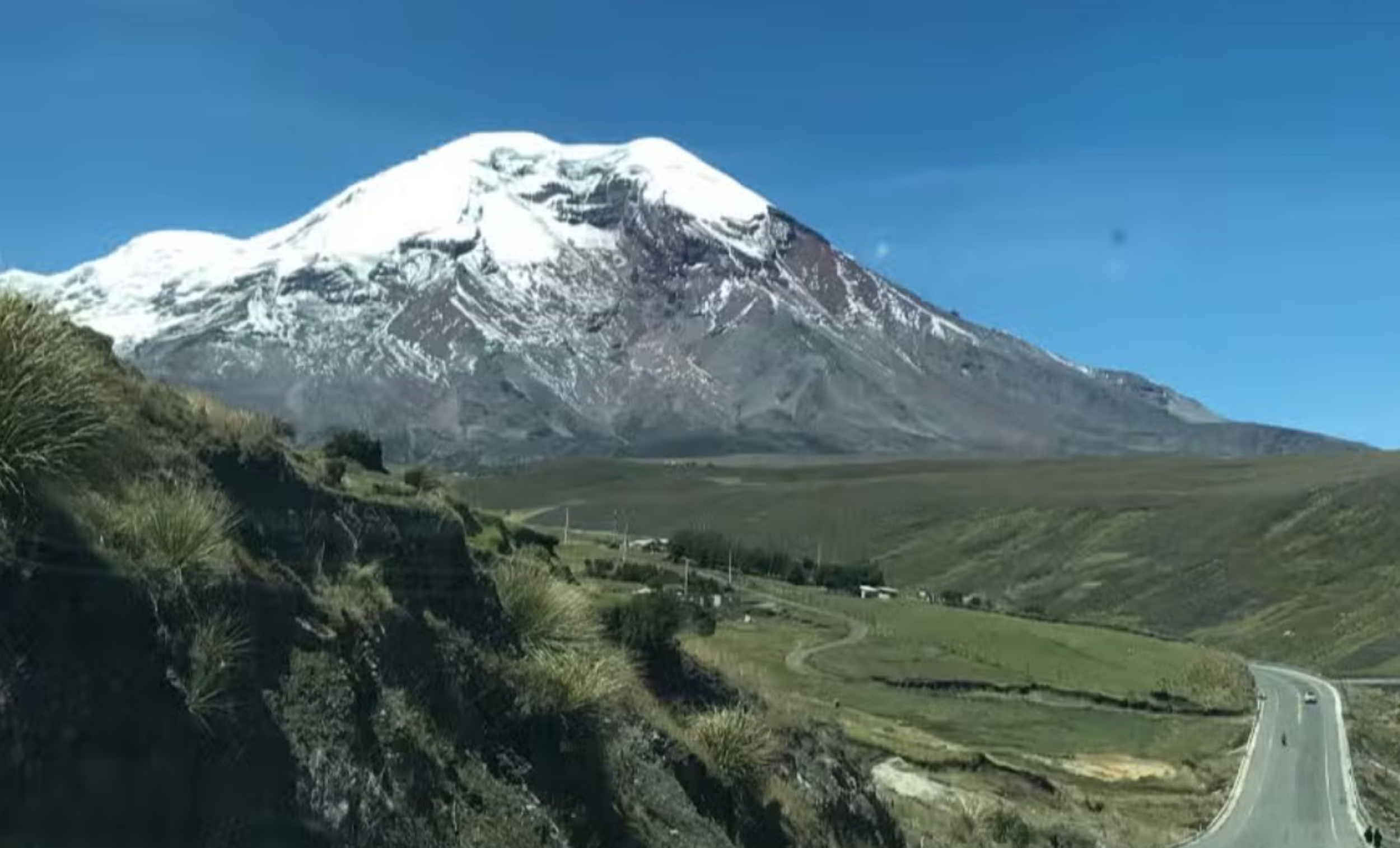 ¿Más cerca del Sol que el Everest? El volcán latinoamericano que desafía la altura tradicional