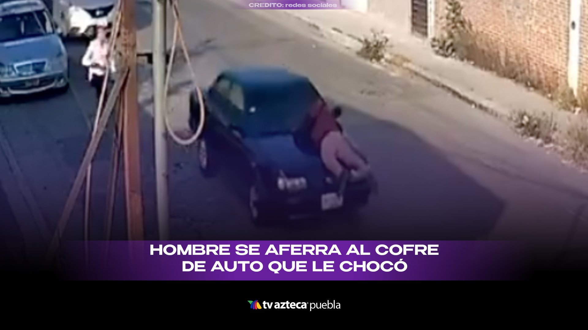 Adulto mayor se sube al cofre tras accidente en Puebla y conductor huye sin detenerse