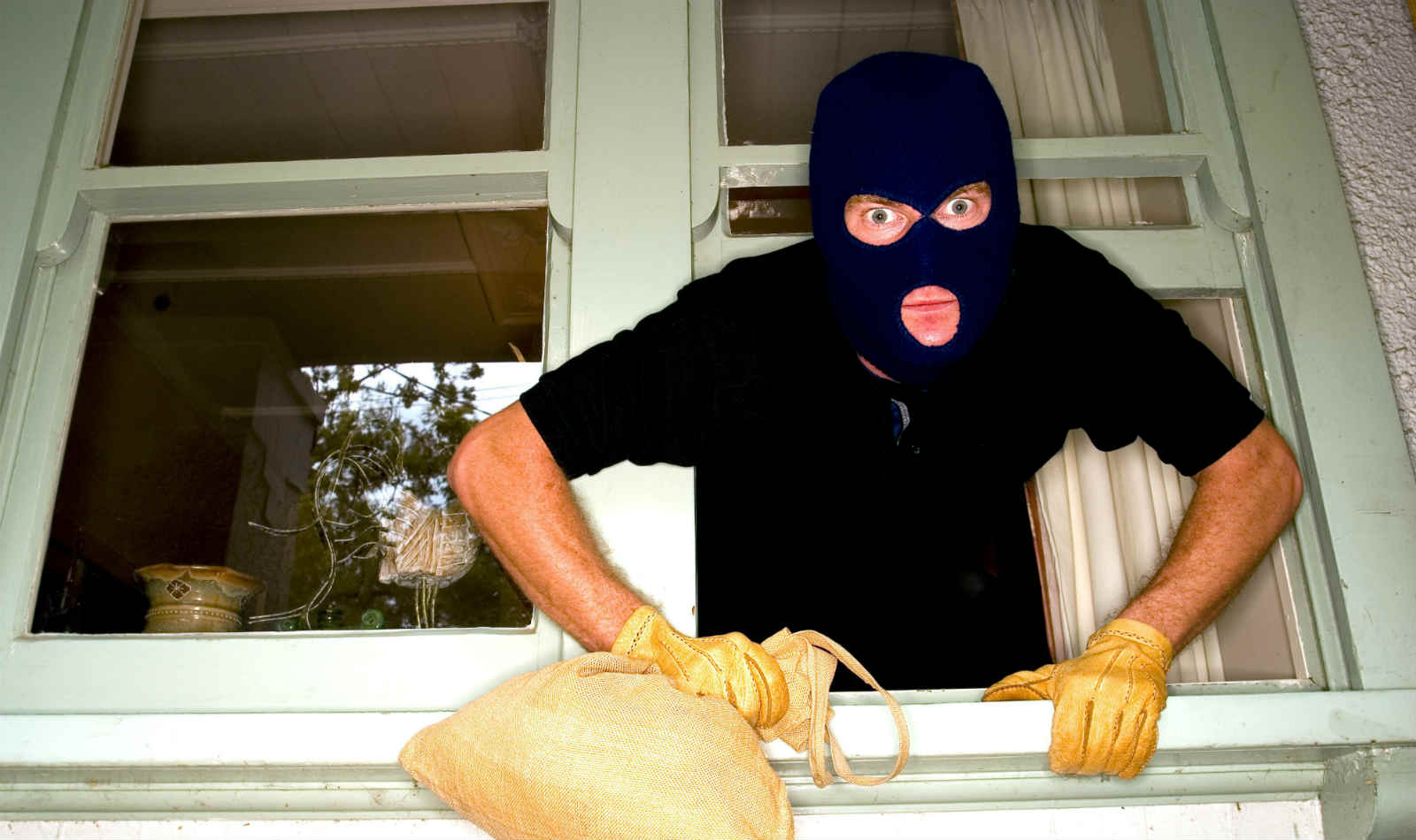 Robo a casa en La Antigua Cementera queda captado por cámaras