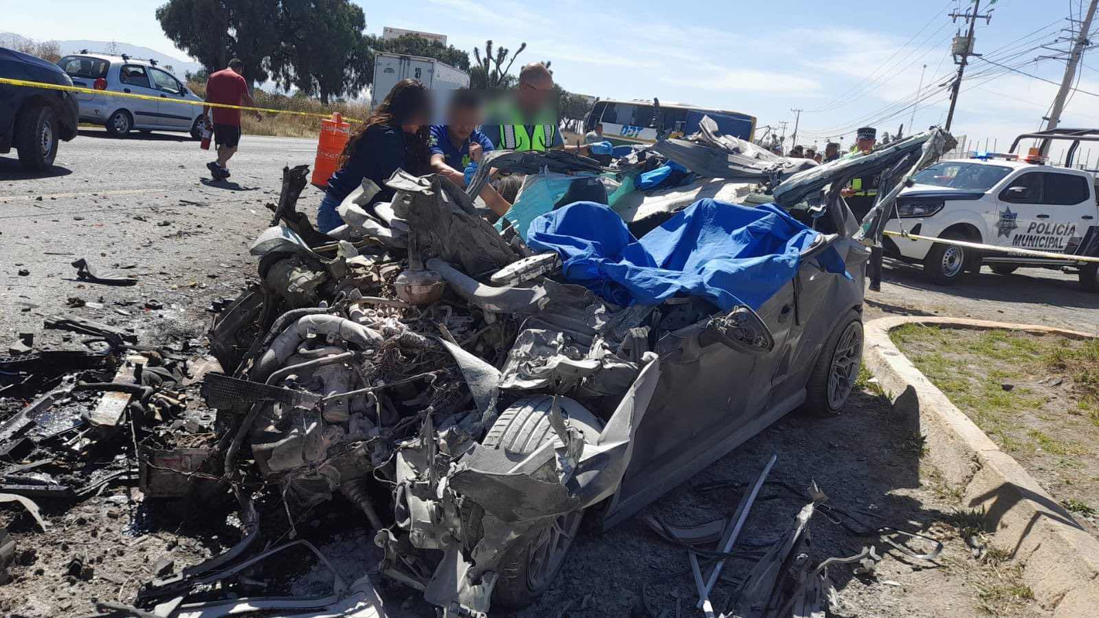 Accidente en la México-Pachuca deja un muerto y un herido, auto queda ...