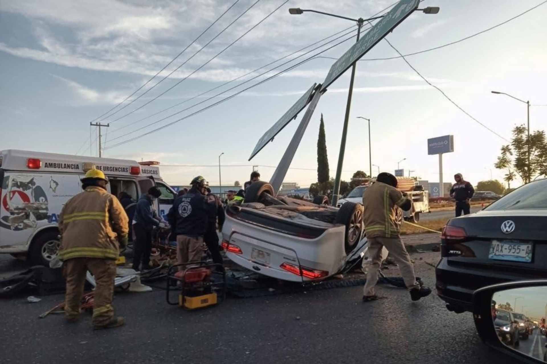 Accidente en carretera 57 deja dos muertos, entre ellos una menor de edad