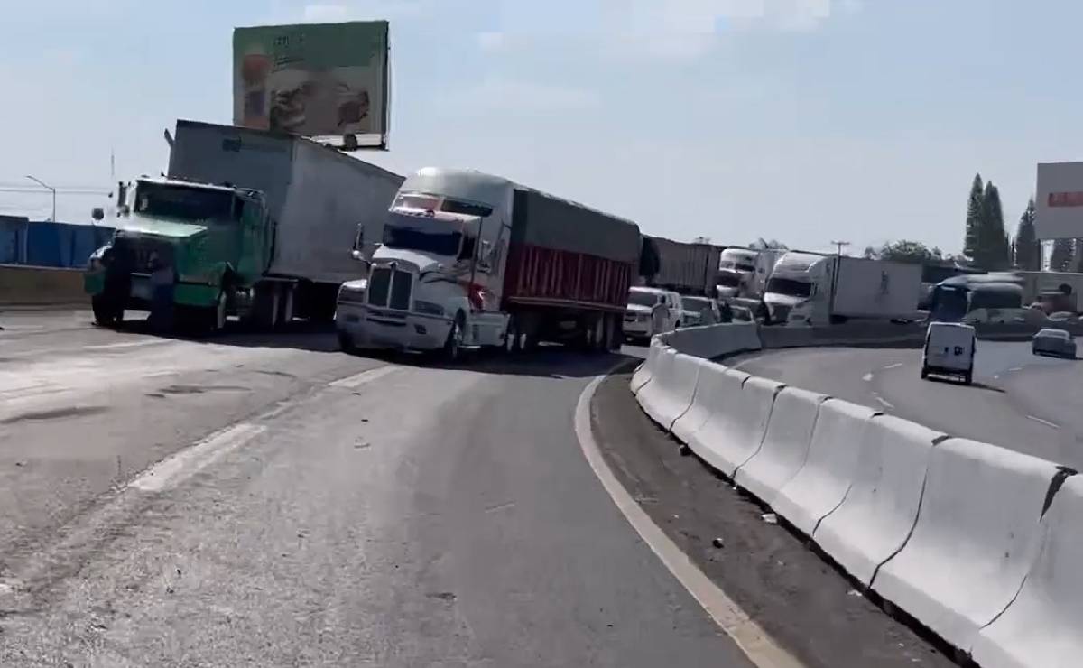 Accidente en carretera Silao-León hoy 13 de febrero de 2025: Camioneta ...