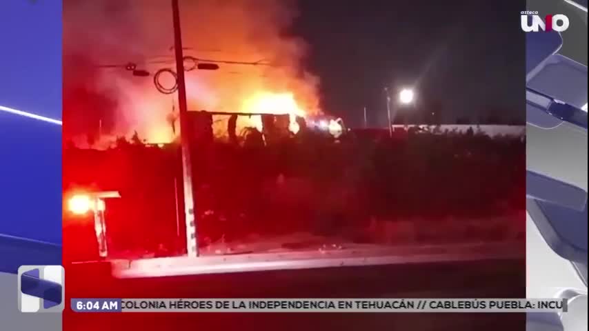 Pastizales arden en llamas en el bulevar Municipio Libre; así se vio