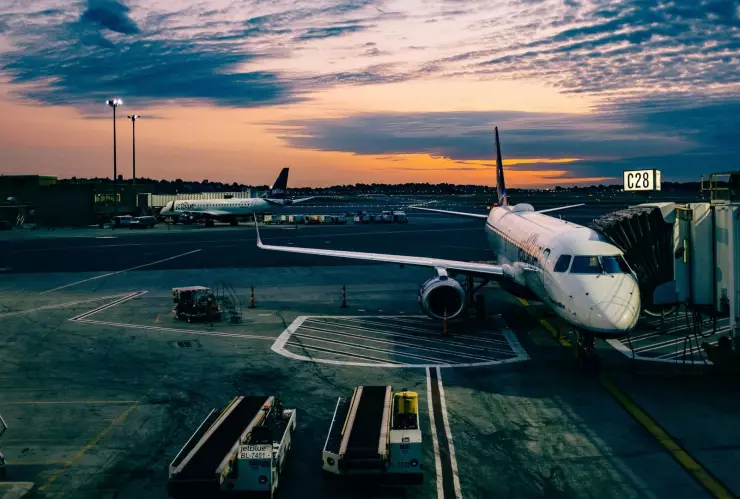 Alerta de bomba obliga a avión con 199 personas a bordo a aterrizar de emergencia en Roma