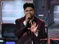 Cristian Salguero nos deleitó con la canción “Voy a Olvidarte” de Reik, recibiendo muy buenas críticas, sin embargo; pidieron a los maestros que le pusieran otro tipo de género musical para poder explorar más su voz.