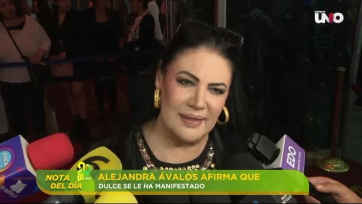 alejandra-avalos-cantante-dulce-manifesto.