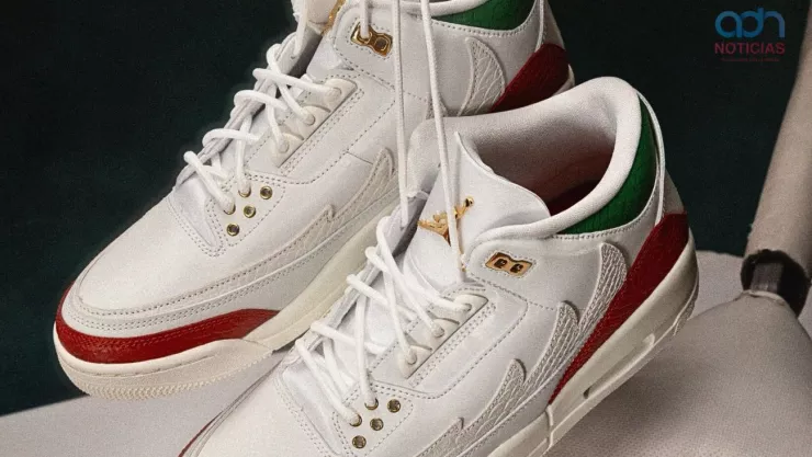 tenis Jordan Lucha Libre.jpg