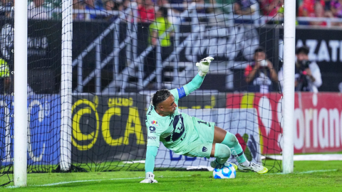 Keylor Navas figura de Pumas