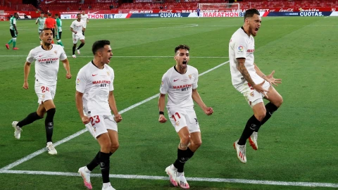 Diego Lainez tuvo pocos minutos y Andr&eacute;s Guardado no jug&oacute;. 