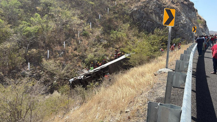 Accidente en Oaxaca deja once muertos.