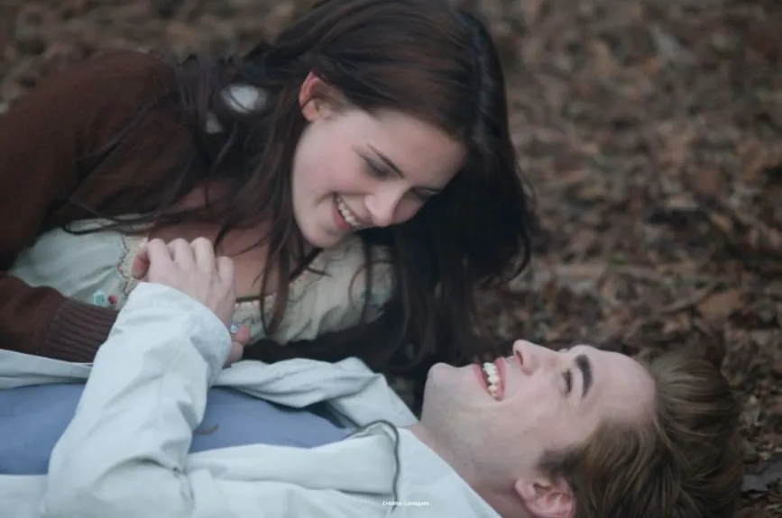 Te contamos cómo fue que Robert Pattinson se preparó para dar vida al personaje de Edward Cullen. | Crepúsculo por Azteca 7