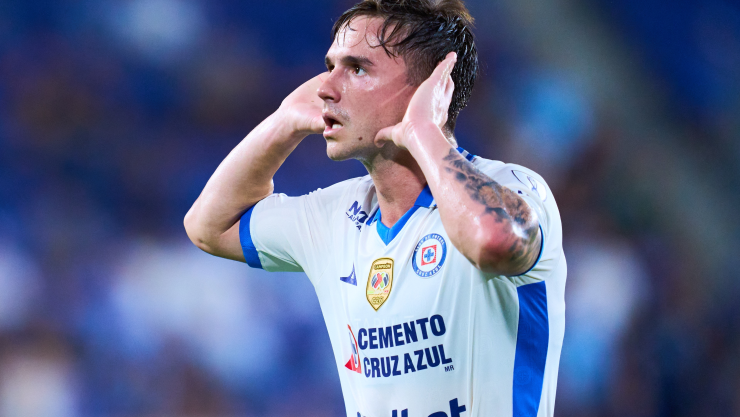 ¿Equipo del Cruz Azul en RIESGO Su vuelo para la Leagues Cup sufre complicaciones a días de su próximo partido