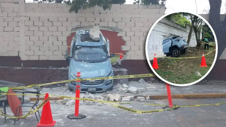 ¡Lo atravesó! Maestra choca contra muro de escuela secundaria en Amatlán de los Reyes
