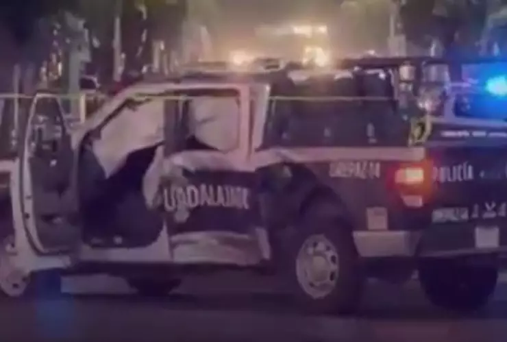 Accidente ZMG HOY: Fuerte choque patrulla y camioneta termina golpes Jalisco