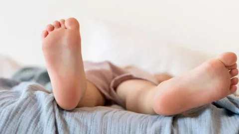 ¿Quiénes son los padres detenidos en Tijuana por llevar muerta a su bebé a clínica