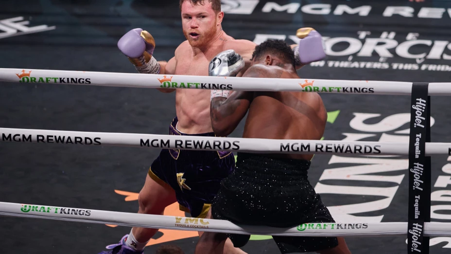 Canelo vs Charlo 3