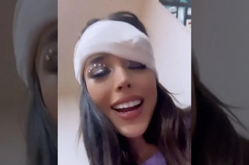 Danna Paola ceja.jpg