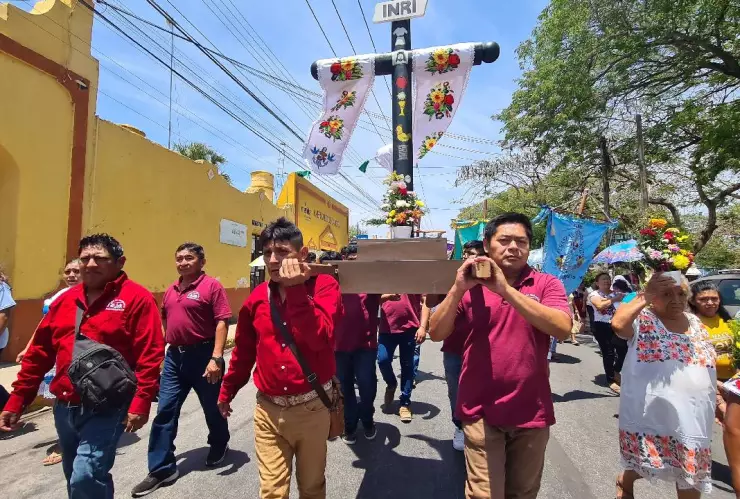 En honor a la Santa Cruz, comisaría de Caucel está de fiesta patronal