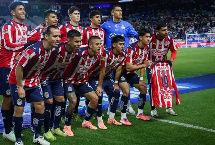 Jugadores de Chivas en el Apertura 2025