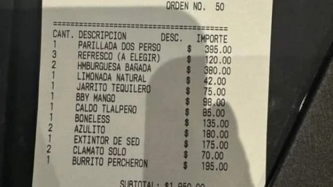 El ticket con la propina dentro del total de la cuenta