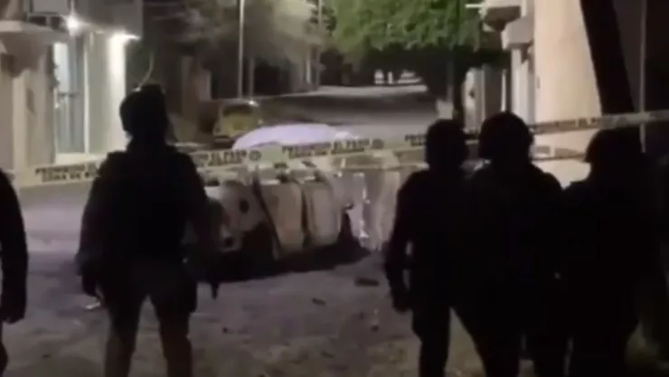 VIDEO Estalla coche bomba en Celaya y deja lesionados