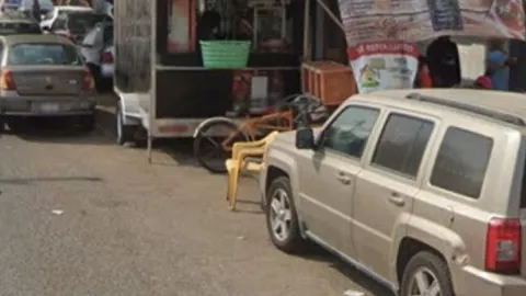 Puesto de comida en la colonia Formando Hogar