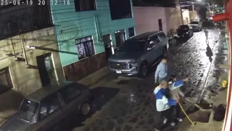 Investigan agresión contra un perrito en Tonalá; sujetos lo golpearon con palos