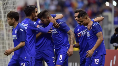 Pablo Ceppelini sale de Cruz Azul