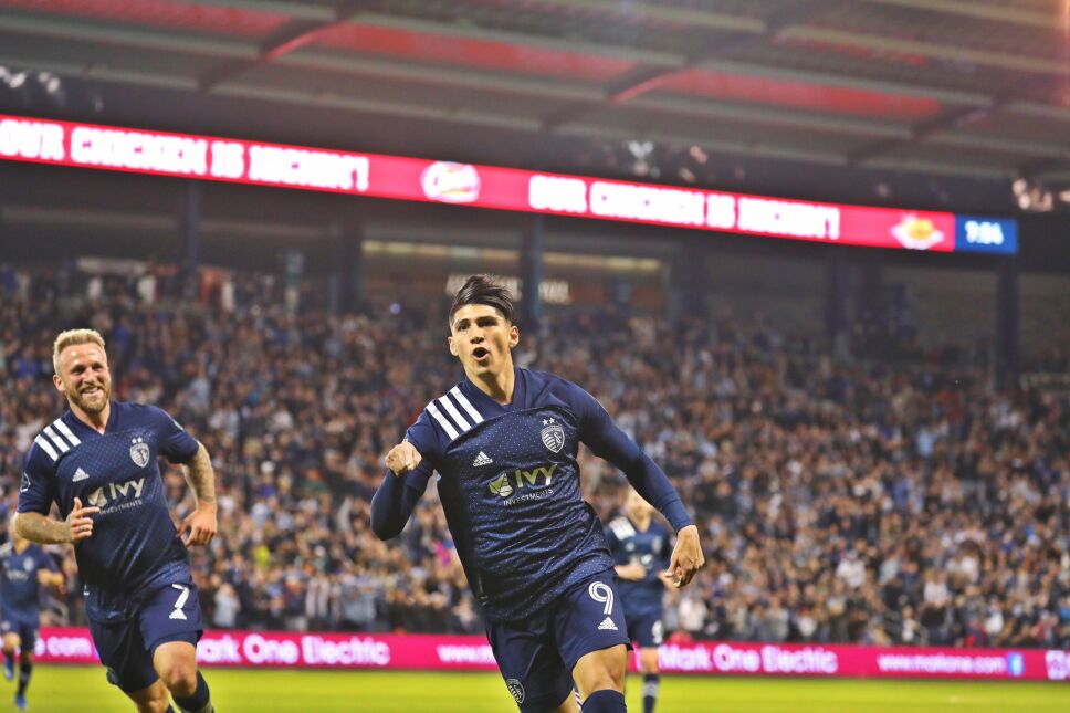 Alan Pulido MLS Sporting Kansas City
