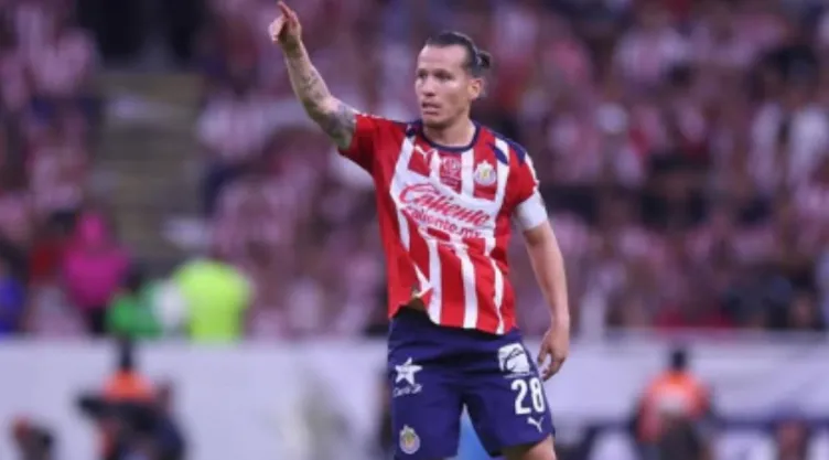 ruben-gonzalez-perderia-titularidad-chivas-razon.jpg