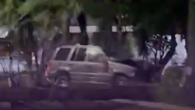 Fatal-accidente-en-la-ZMG_-Hombre-muere-tras-aparatoso-choque-contra-árbol_-VIDEO.webp