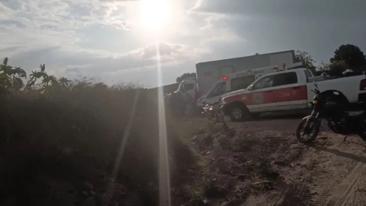ÚLTIMA HORA | Hombre queda prensado tras fuerte accidente vehicular en Tlaquepaque HOY